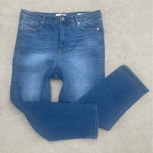 Jessica Simpson High Rise Slim Straight Jeans (Sz 12/31)